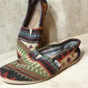 Toms Aztec Pattern Slip on Shoes